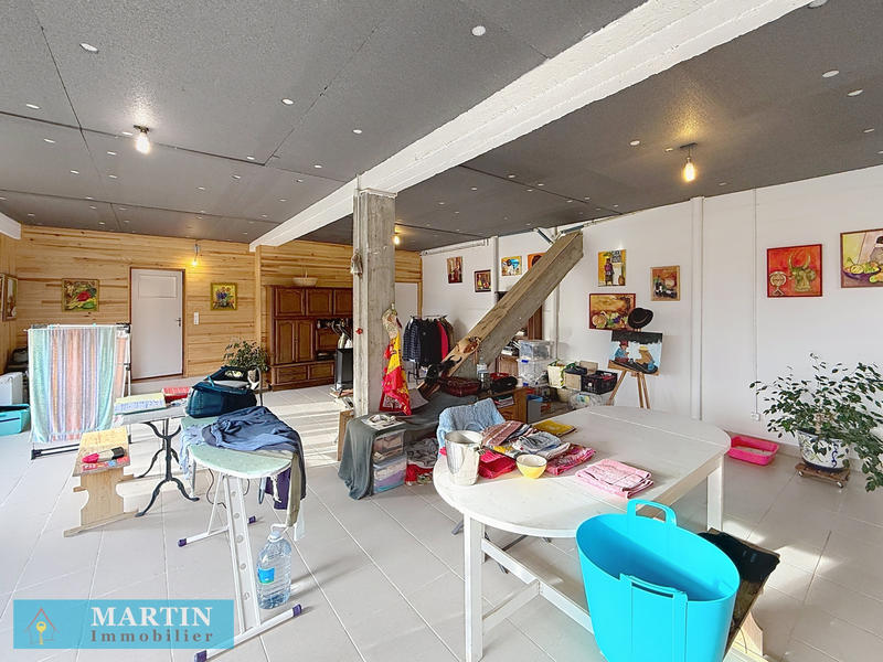 Maison - 304 m² - 7 pièces