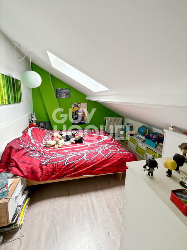 Maison - 92 m² - 6 pièces