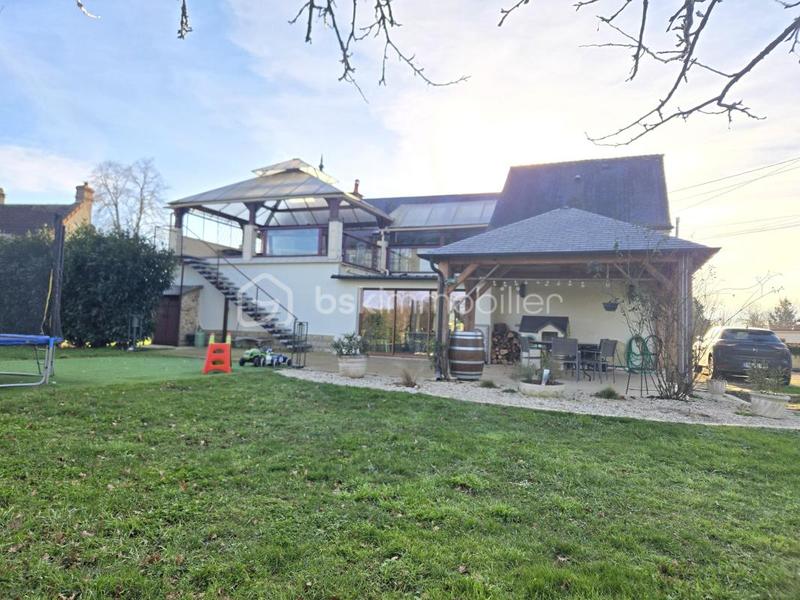 Maison en pierre - 201 m² - 5 pièces