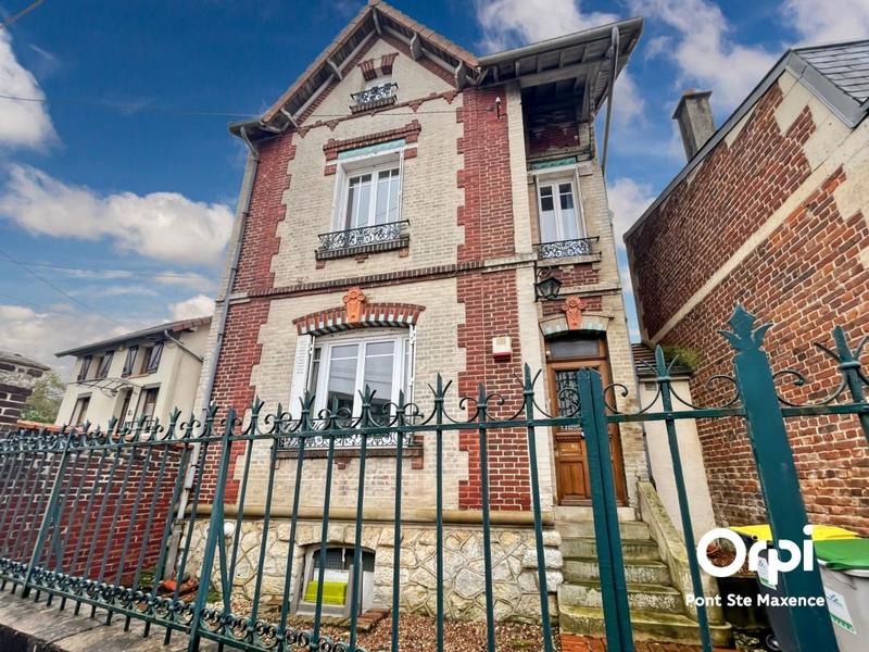 Maison - 107 m² - 4 pièces