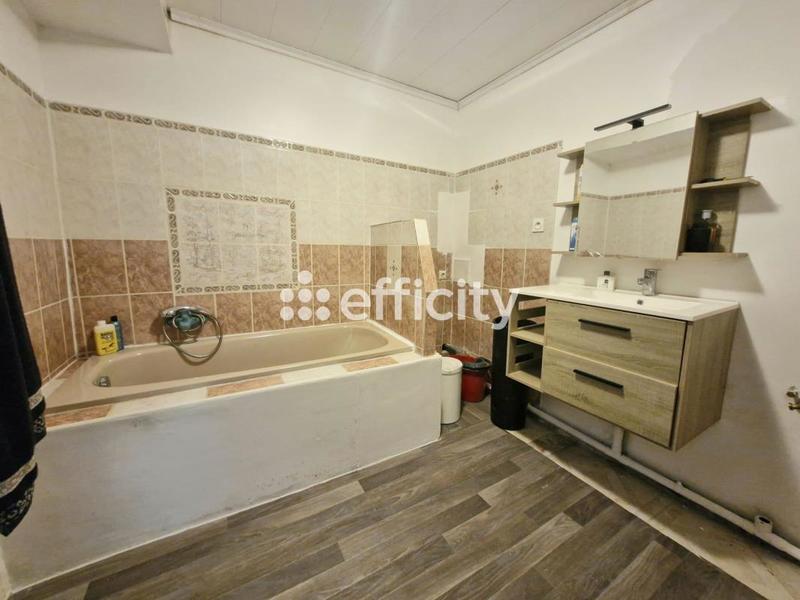 Maison - 120 m² - 3 pièces