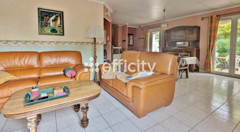 Maison - 137 m² - 6 pièces