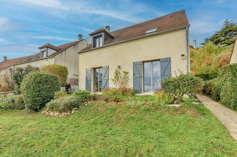 Maison - 138 m² - 5 pièces