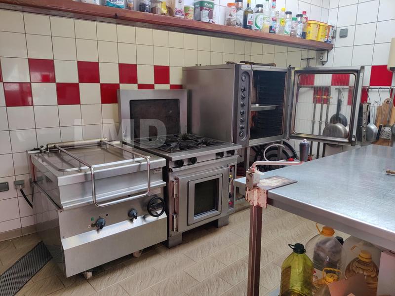 Local commercial - 164 m² - 6 pièces