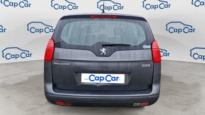 Peugeot 5008 1.6 E-HDi 115 Eat6 Allure - 7 places Automatique