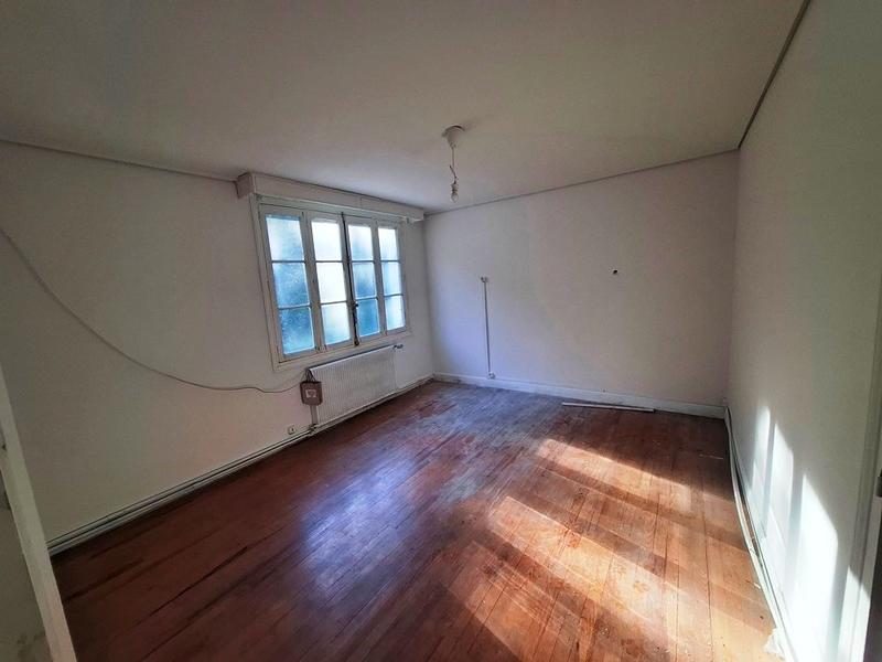 Maison traditionnelle - 164 m² - 5 pièces