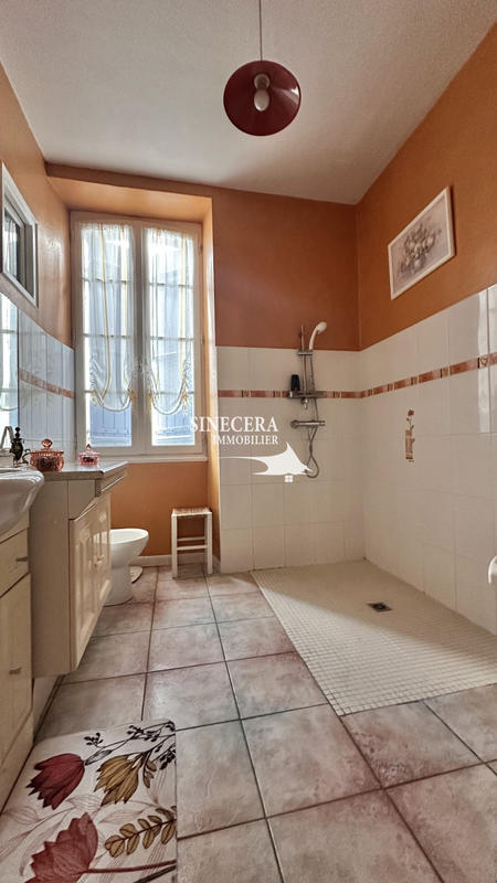 Maison ancienne - 175 m² - 7 pièces