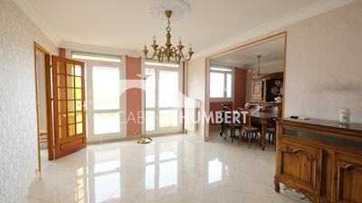 Appartement - 74 m² - 4 pièces