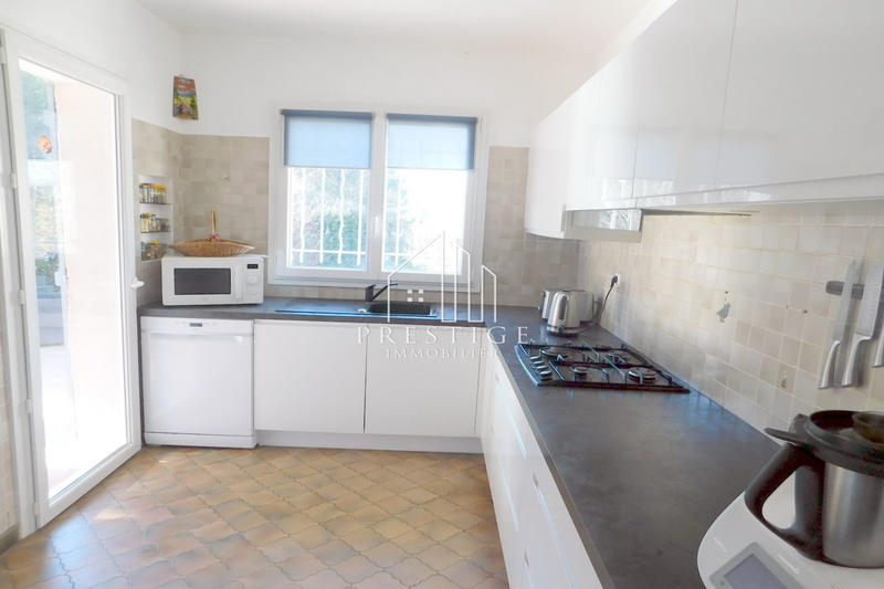 Maison - 185 m² - 5 pièces