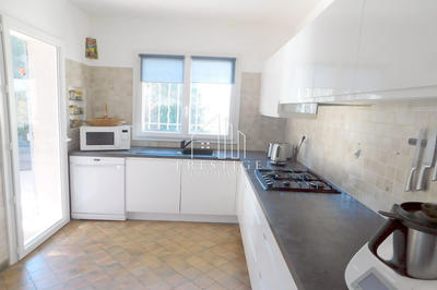 Maison - 185 m² - 5 pièces