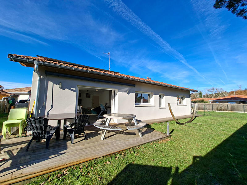 Maison - 95 m² - 5 pièces