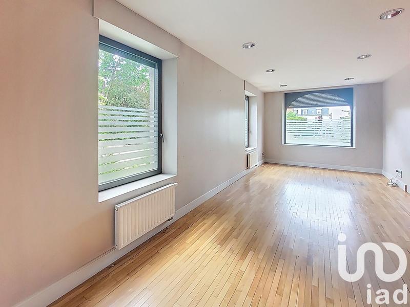 Maison - 204 m² - 7 pièces