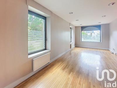 Maison - 204 m² - 7 pièces