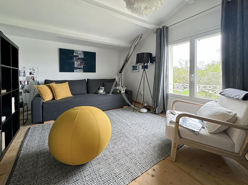 Maison - 165 m² - 5 pièces