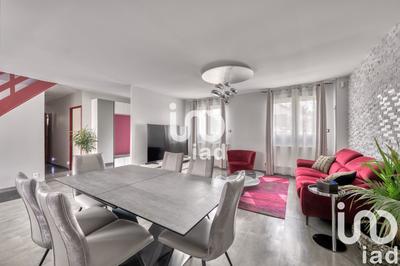 Maison - 98 m² - 4 pièces