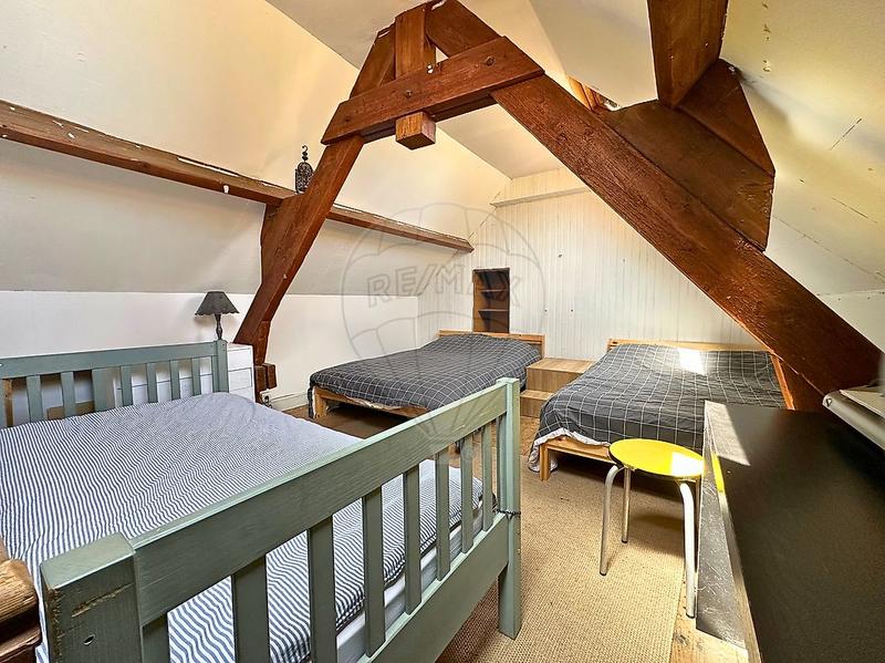 Propriété - 140 m² - 5 pièces