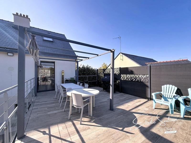 Maison - 144 m² - 7 pièces