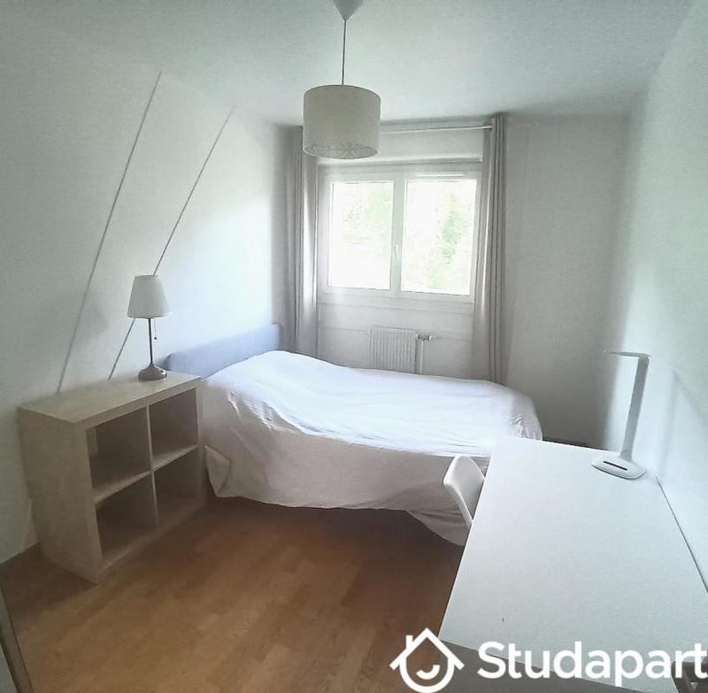 Chambre - 27 m² - 1 pièce