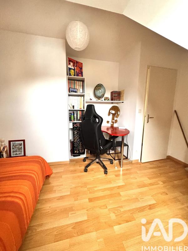 Maison - 95 m² - 6 pièces