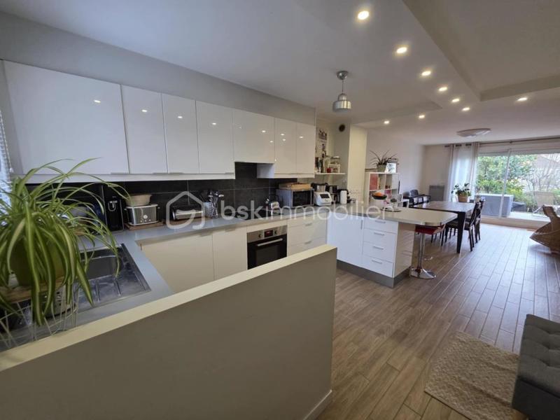 Maison - 87 m² - 4 pièces