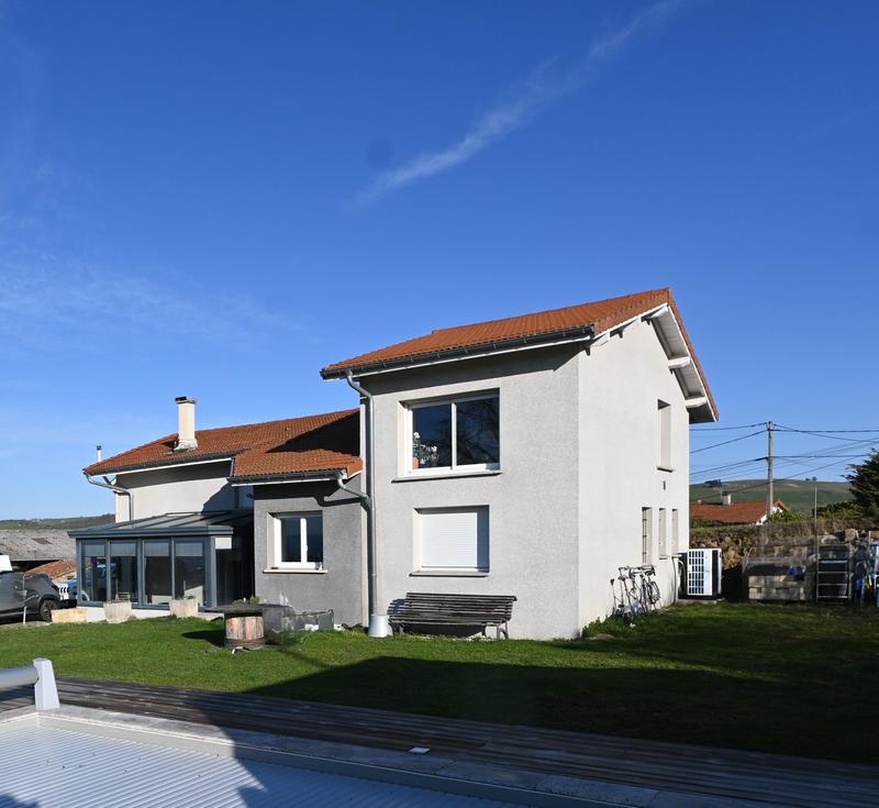 Maison - 142 m² - 4 pièces