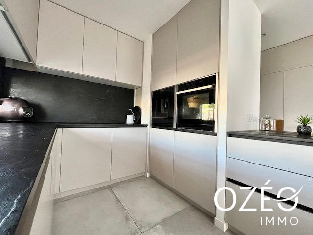 Maison contemporaine - 140 m² - 4 pièces