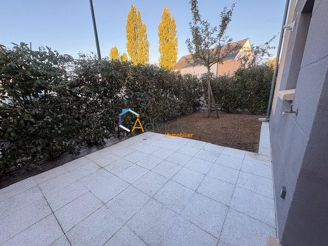 Maison - 92 m² - 5 pièces