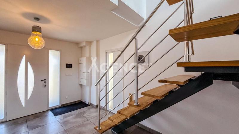 Maison - 191 m² - 6 pièces