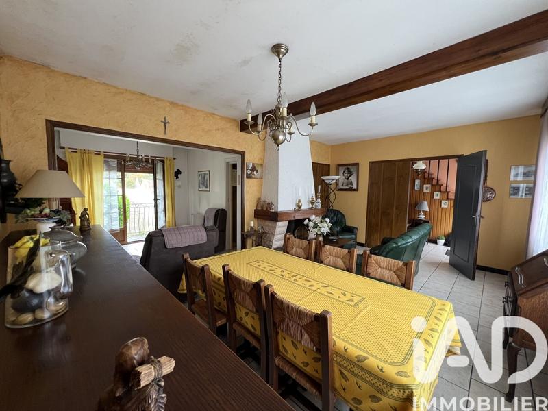 Maison - 90 m² - 4 pièces