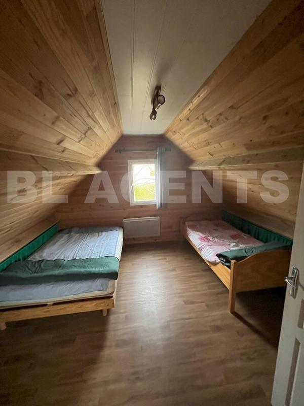 Maison - 172 m² - 9 pièces