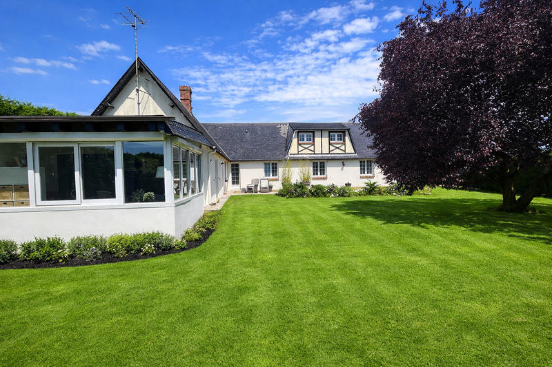 Propriété - 160 m² - 6 pièces