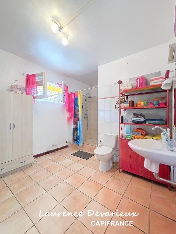 Maison - 200 m² - 5 pièces