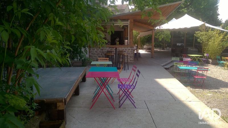 Local commercial - 238 m²