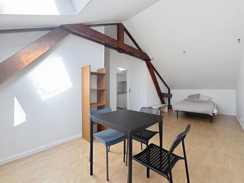 Studio - 28 m² - 1 pièce