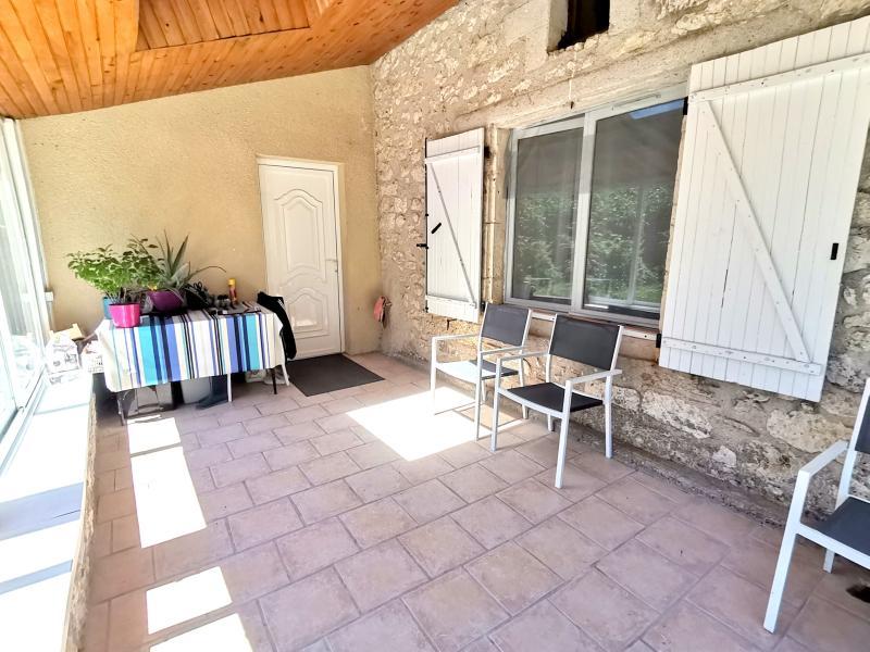 Maison - 218 m² - 7 pièces