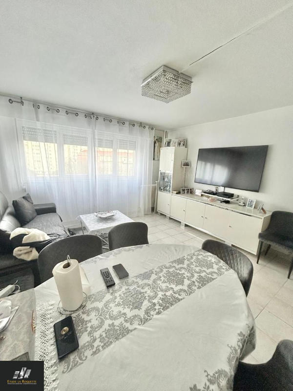 Appartement - 70 m² - 3 pièces