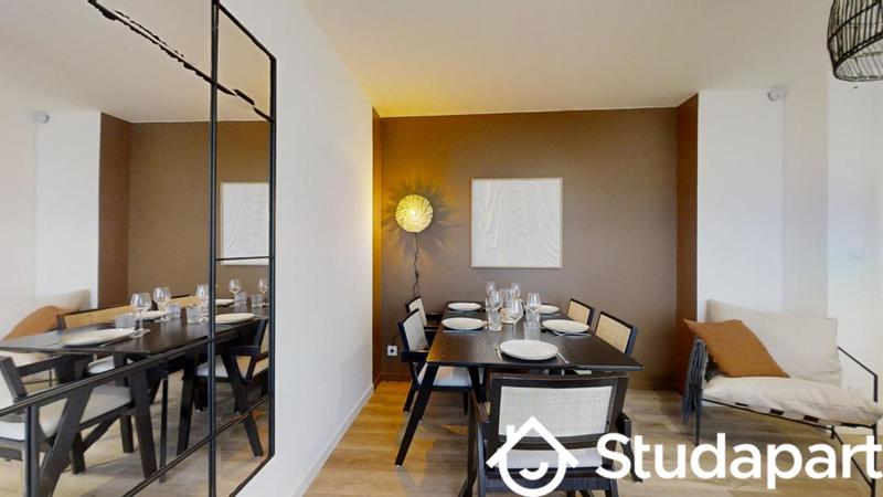 Chambre - 11 m² - 1 pièce