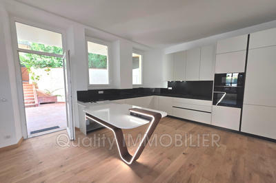 Appartement - 182 m²