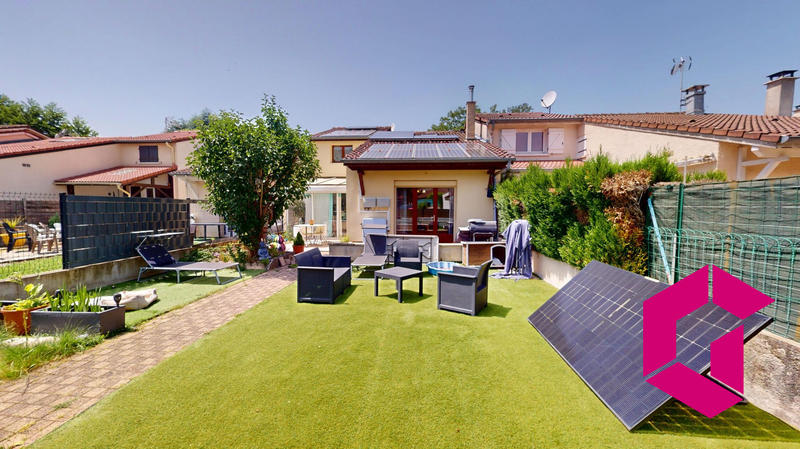 Maison - 102 m² - 5 pièces