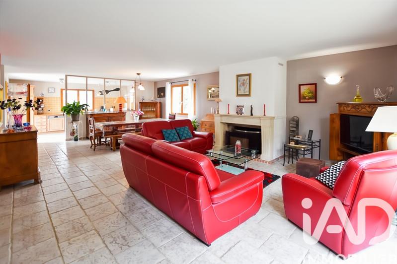 Maison - 180 m² - 6 pièces