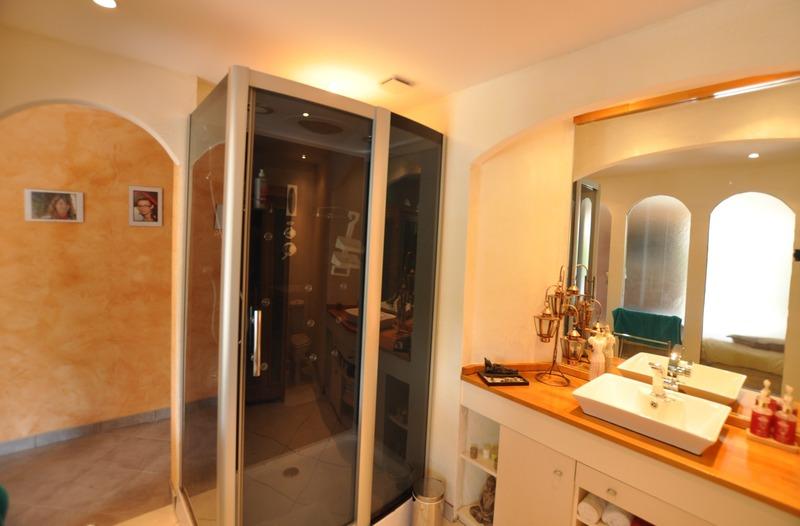 Maison - 190 m² - 6 pièces