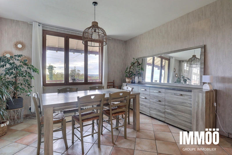Maison - 132 m² - 7 pièces