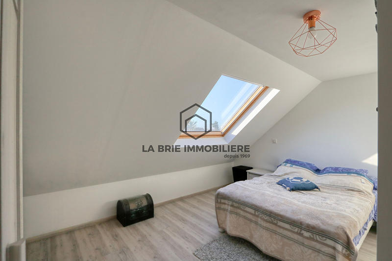 Maison - 128 m² - 7 pièces