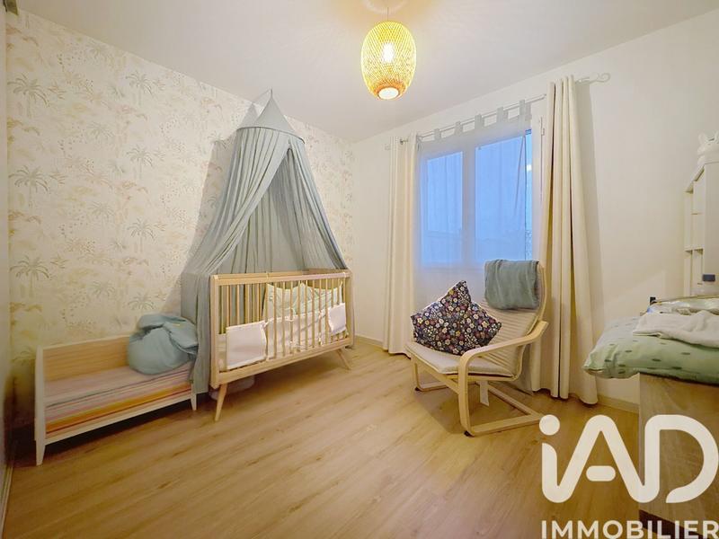 Maison - 95 m² - 4 pièces