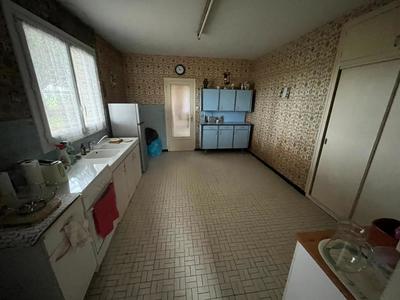 Maison - 104 m² - 4 pièces