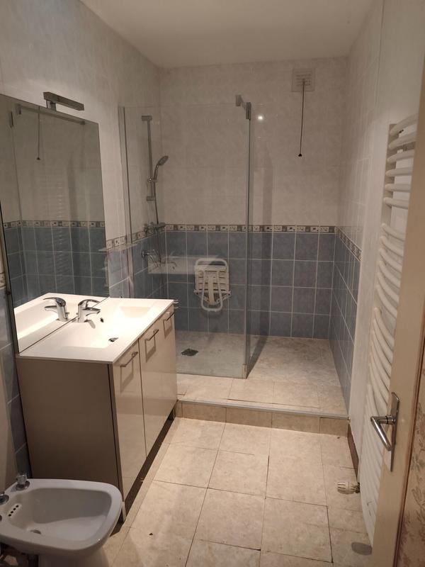 Maison - 111 m² - 7 pièces