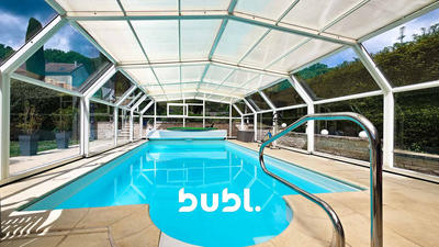 Maison - 302 m² - 12 pièces