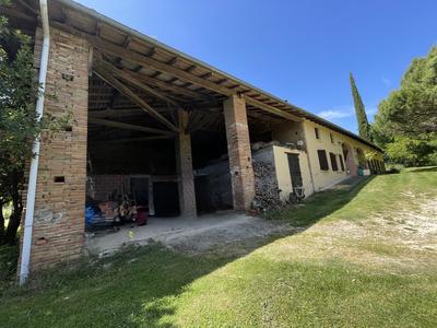 Corps de ferme - 270 m² - 12 pièces