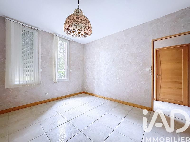 Maison - 222 m² - 5 pièces