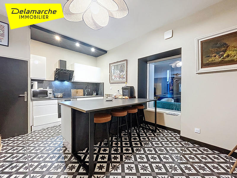 Immeuble - 7 pièces